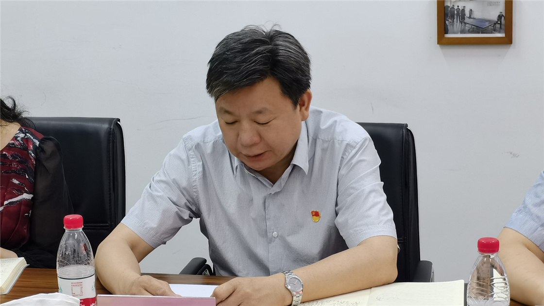杨董事长.jpg