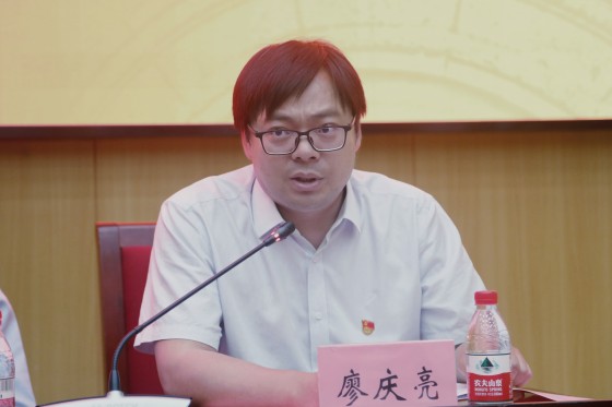 廖庆亮主持_副本.jpg