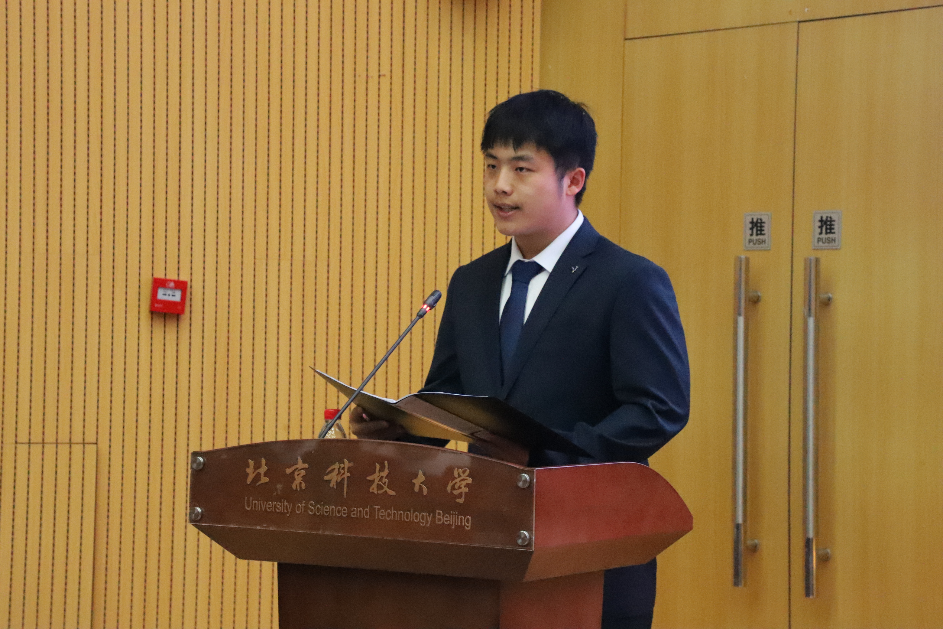 优秀营员发言.JPG